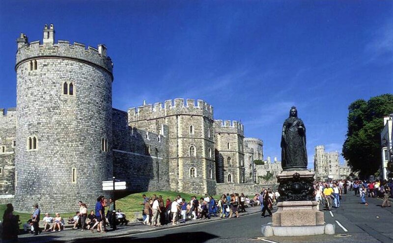 Windsor Castle — Blue, Bright, Sunny