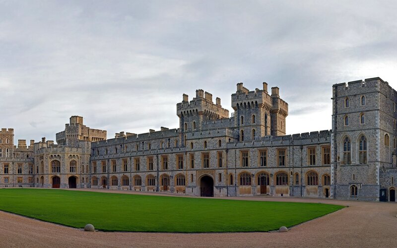 Windsor Castle courtyard