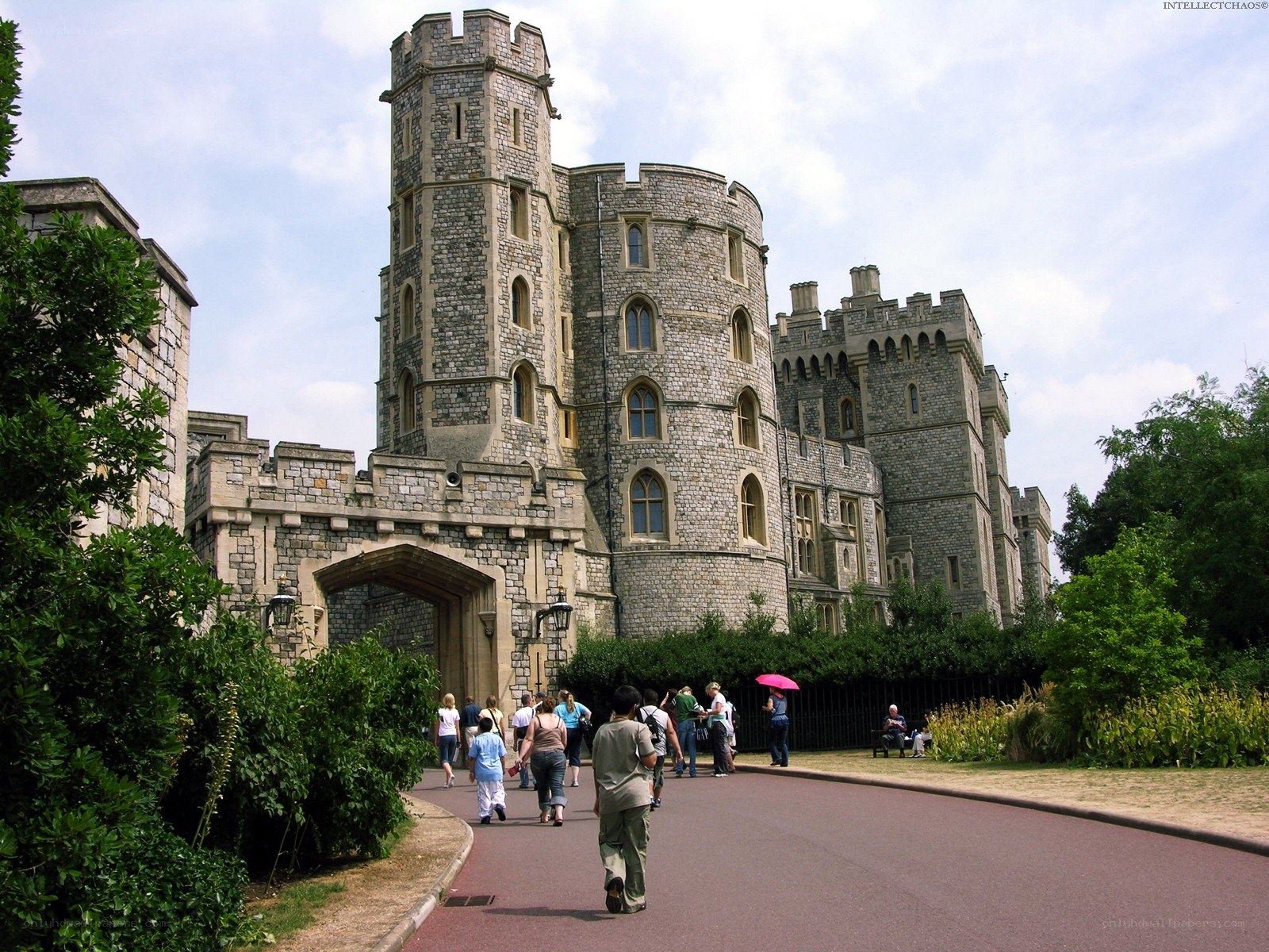 Windsor Castle entrance