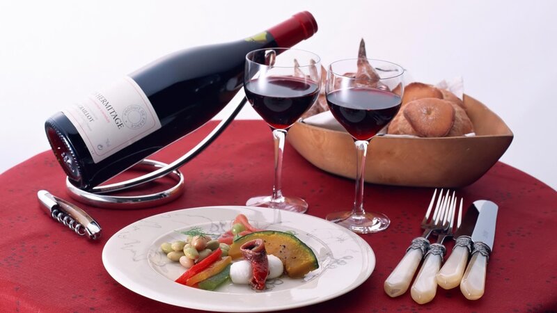 Wine and appetizer platter