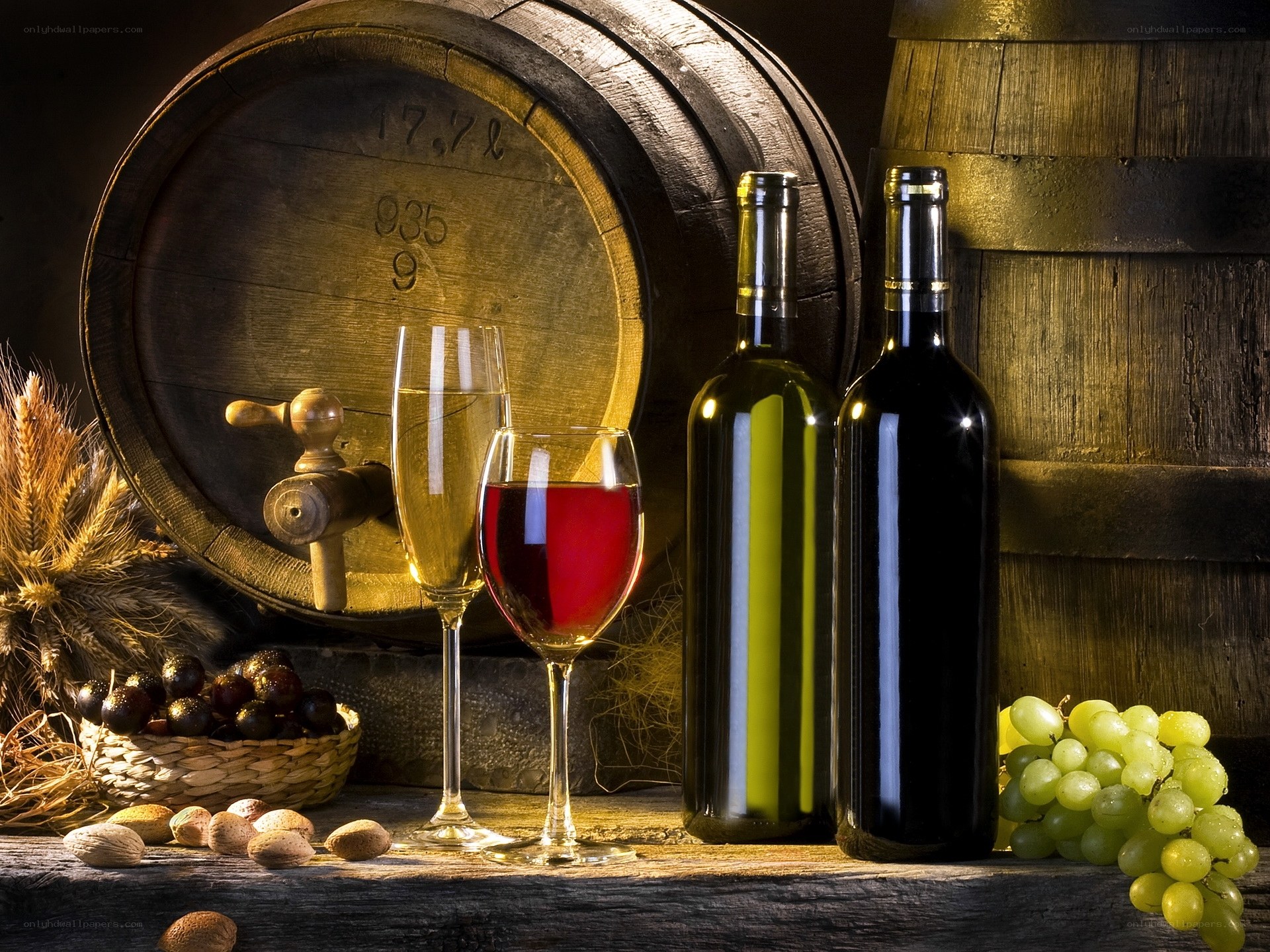 Wine barrels and glasses