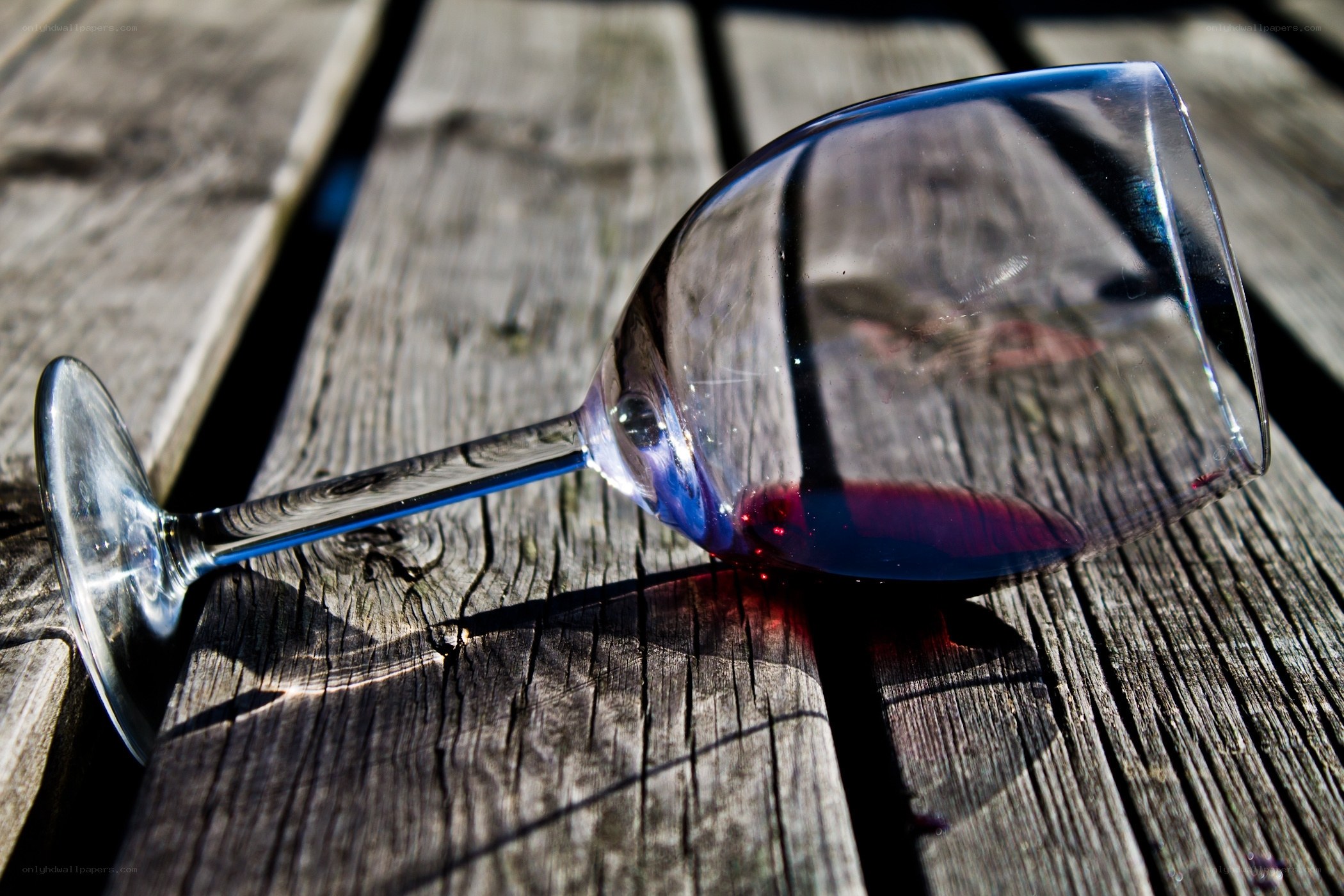 wine glass on wooden table