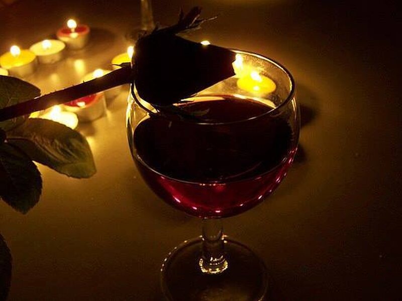 Wine Glass with Strawberry