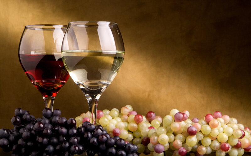 Wine glasses with grapes