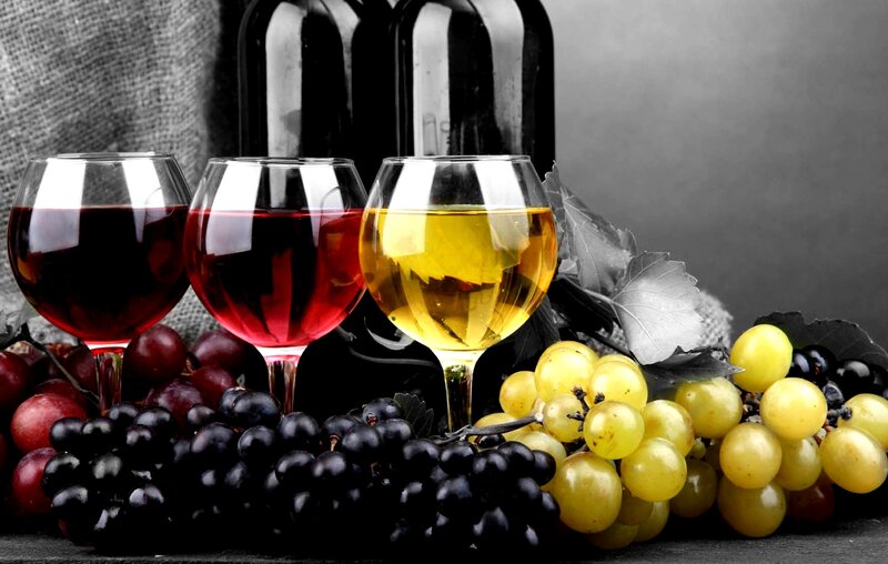 Wine Glasses with Grapes — Red, Dramatic