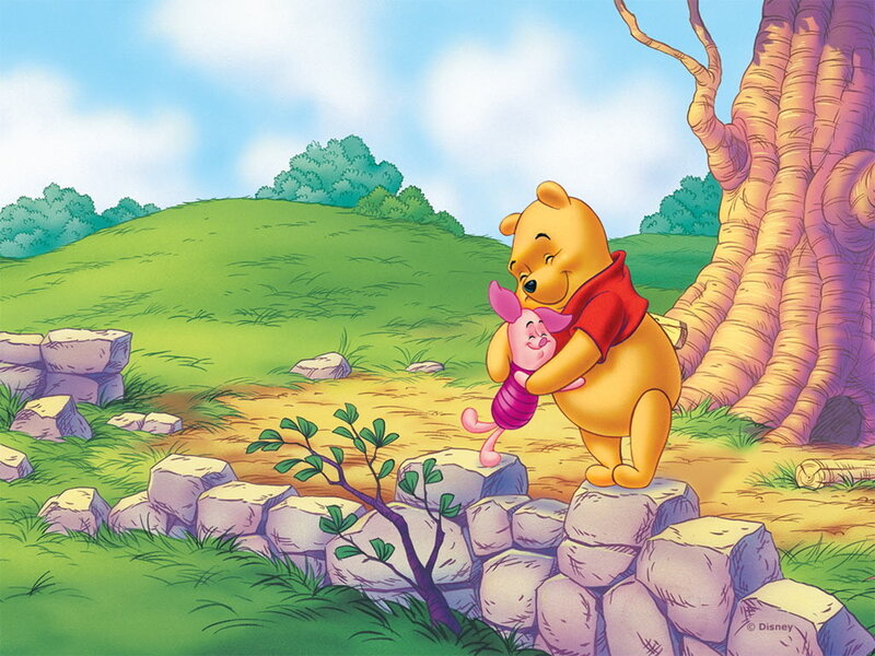 Winnie the Pooh hugging Piglet