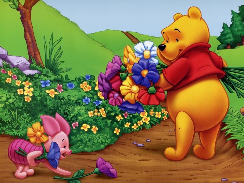 Winnie the Pooh with flowers