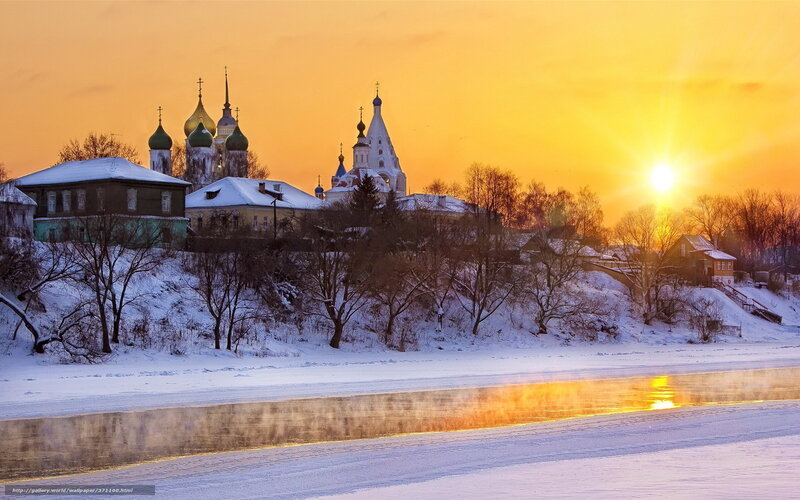 Winter sunset at a Russian monastery