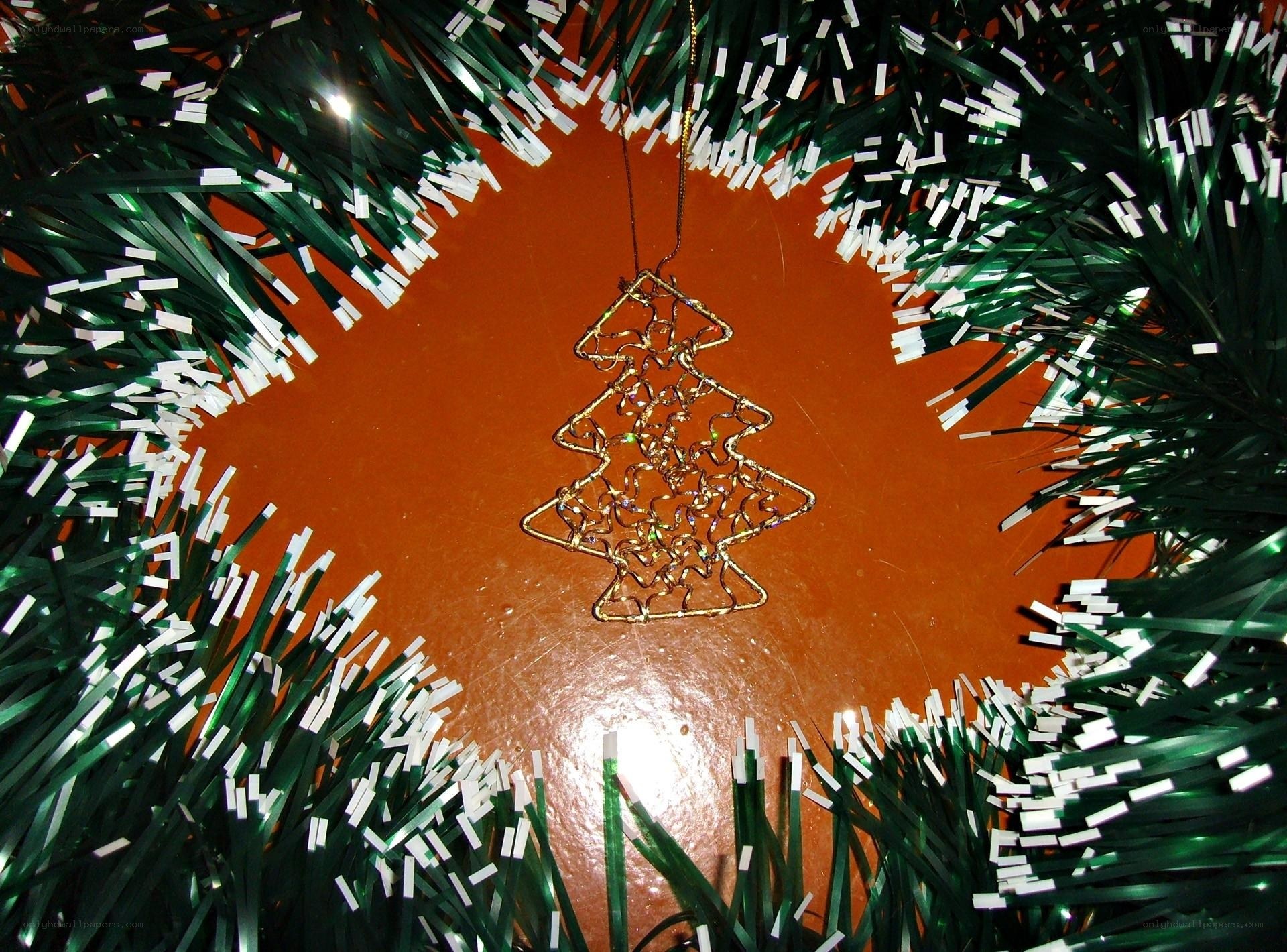 wire Christmas tree ornament