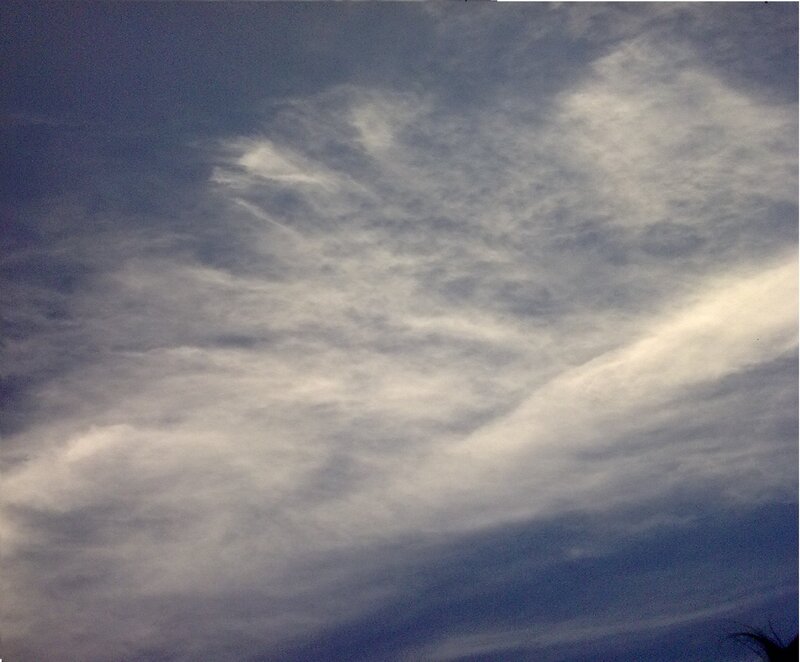Wispy Clouds in Sky — Gray