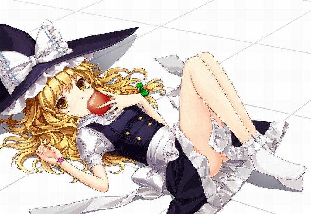 witch girl with apple