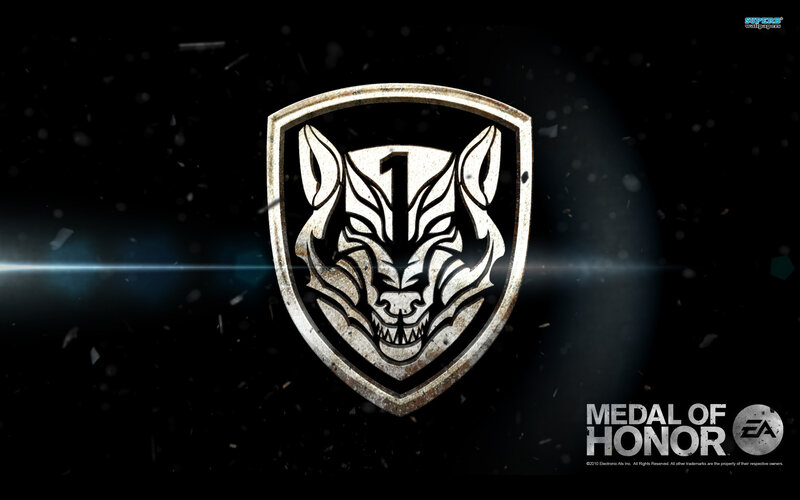 Wolf Head Emblem — Black, Dramatic