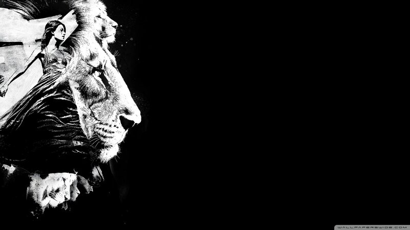 Woman and Lion Heads — Black
