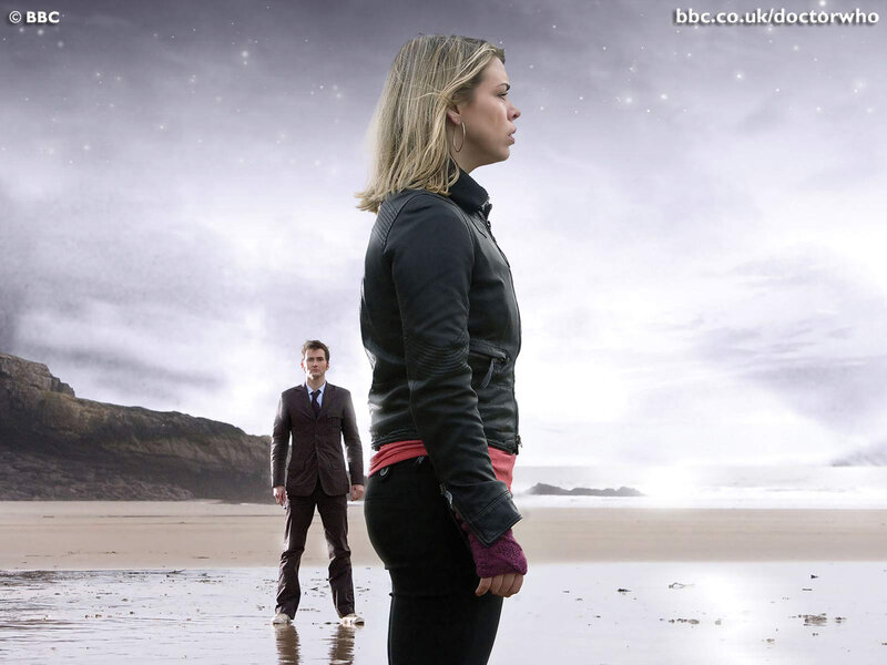 Woman and Man on Beach — Gray, Dramatic