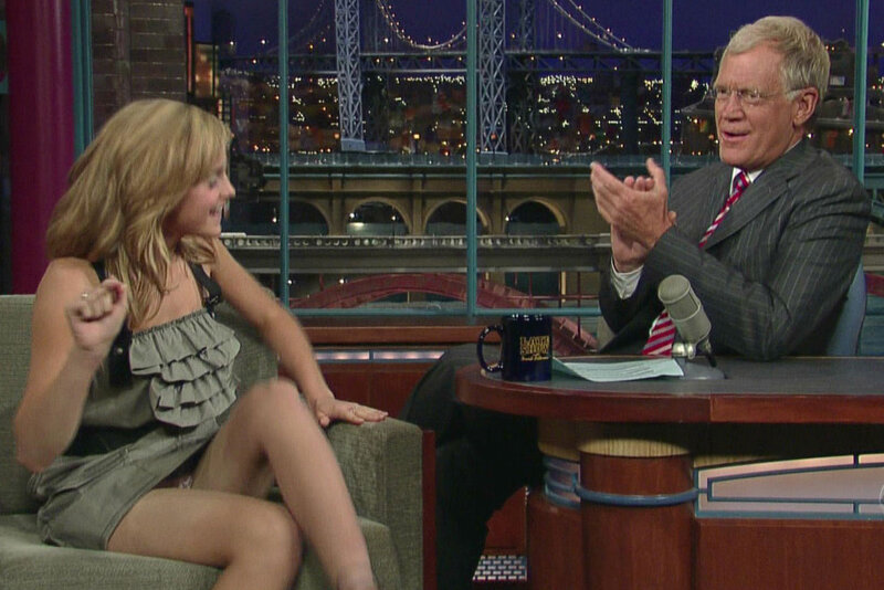 Woman and Man on Talk Show — Gray