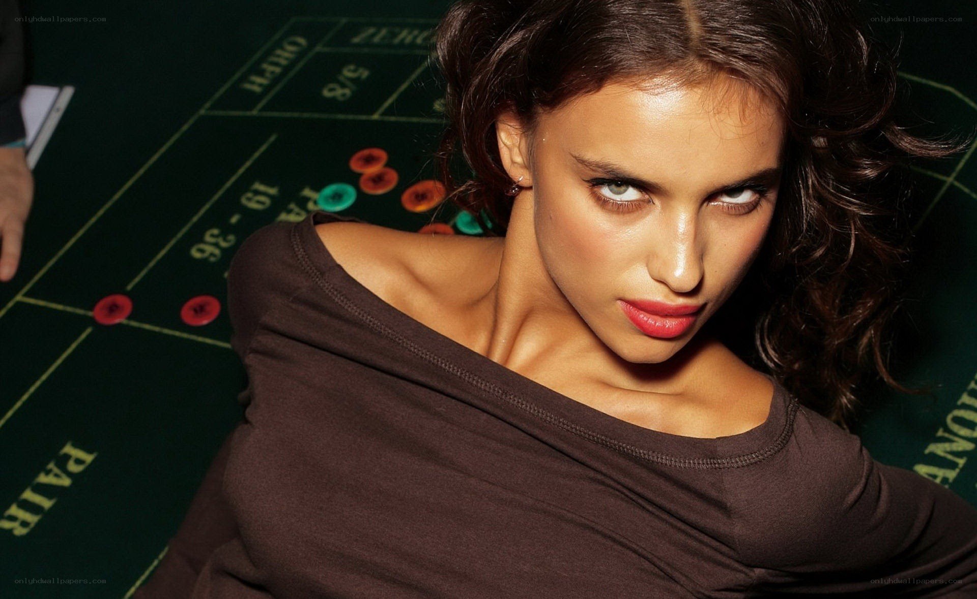 woman at a roulette table