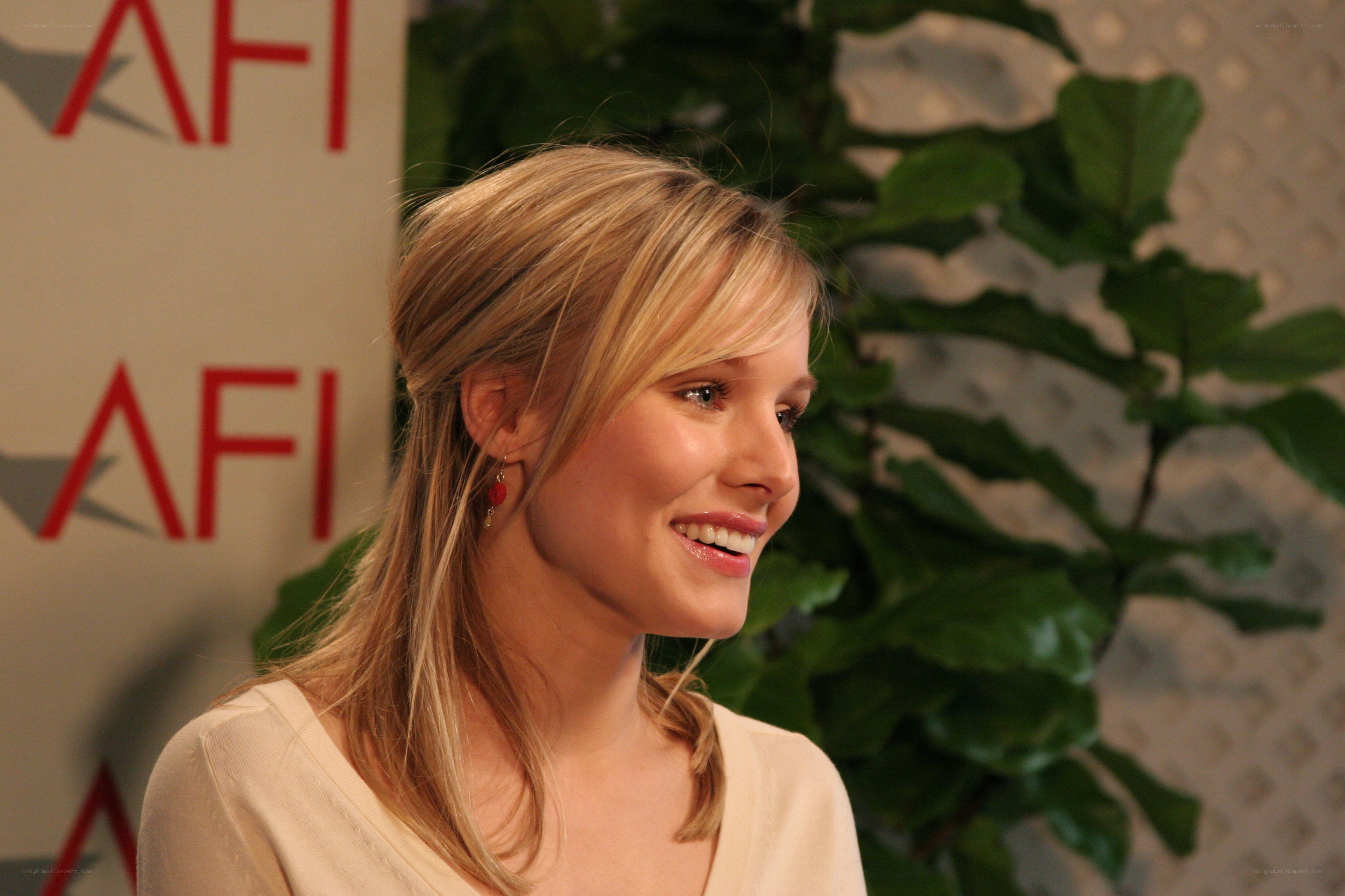 woman at afi event