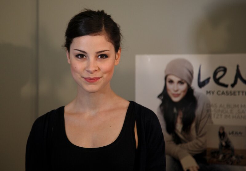 woman at album promotion