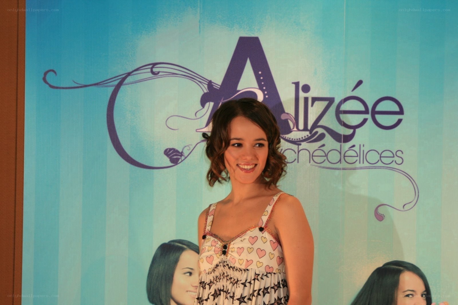 woman at alizée event