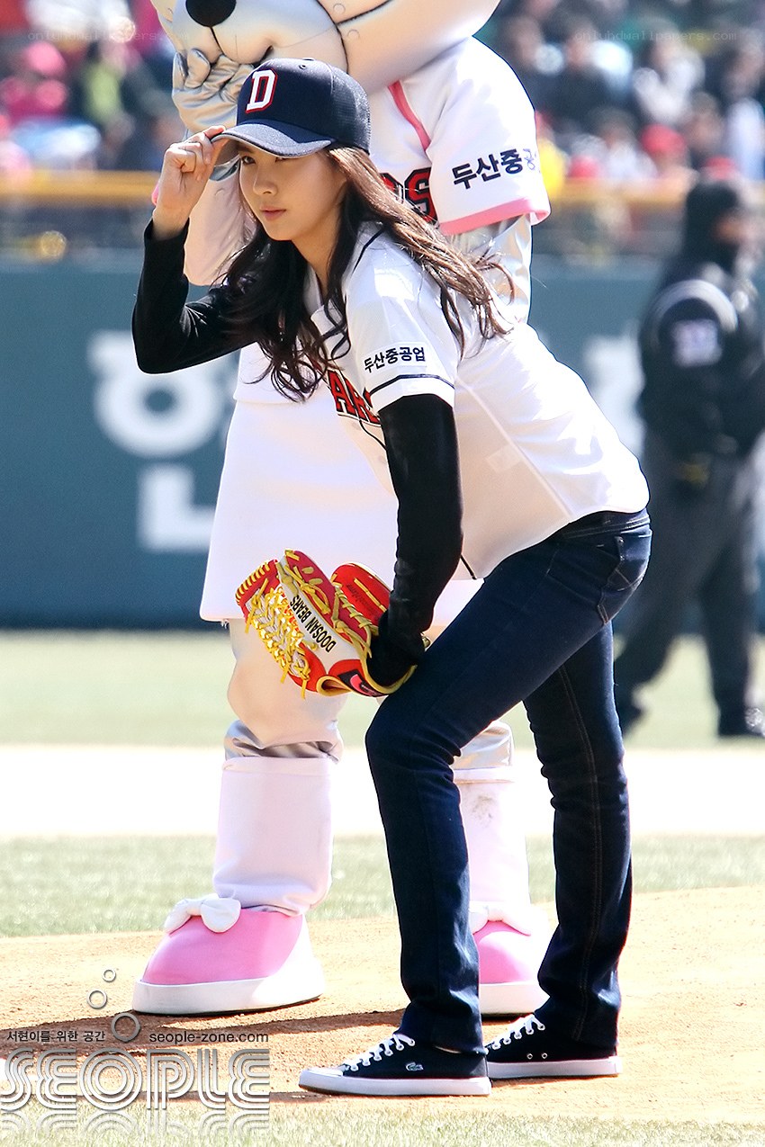 woman at baseball game