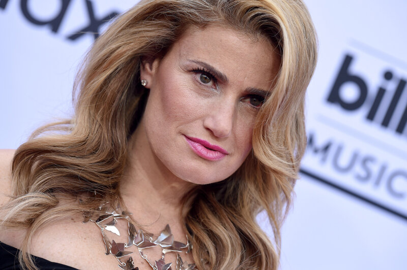 woman at bill music awards