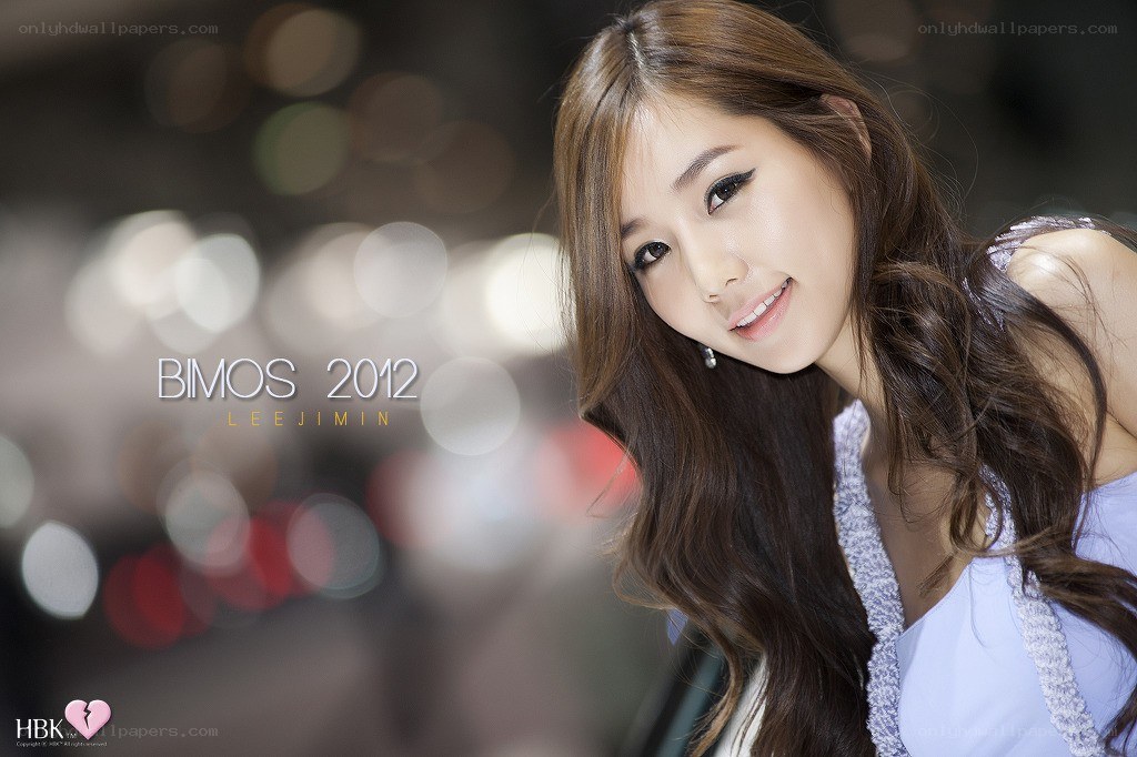 Woman at BIMOS 2012 event