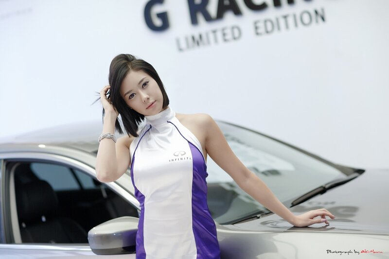 woman at car show event