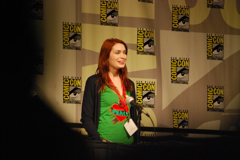 Woman at Comic-Con panel