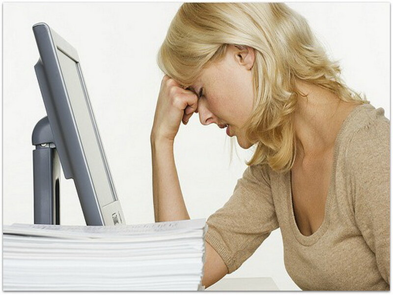 Woman at Computer Desk — Beige