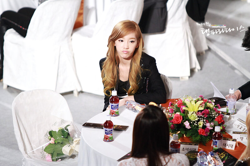 woman at event table