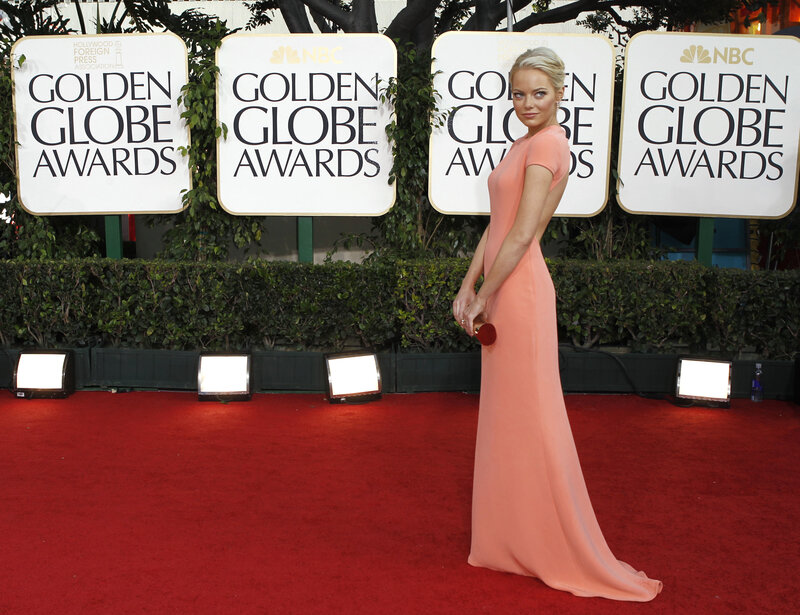 woman at golden globe awards