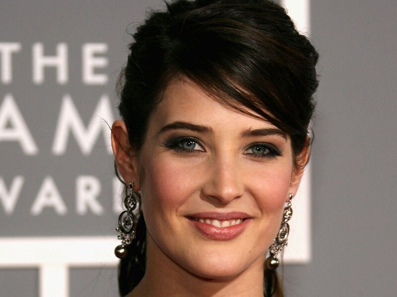 woman at grammy awards