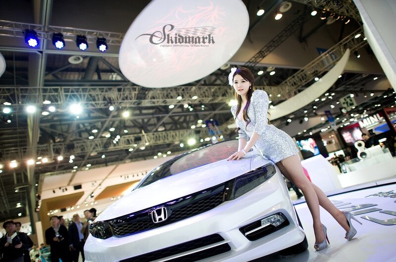 Woman at Honda car show