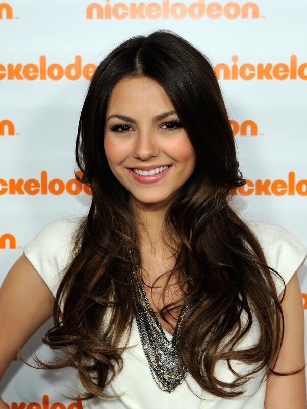 woman at nickelodeon event
