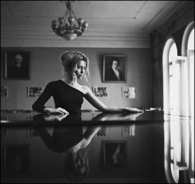 Woman at Piano — Black, Dramatic