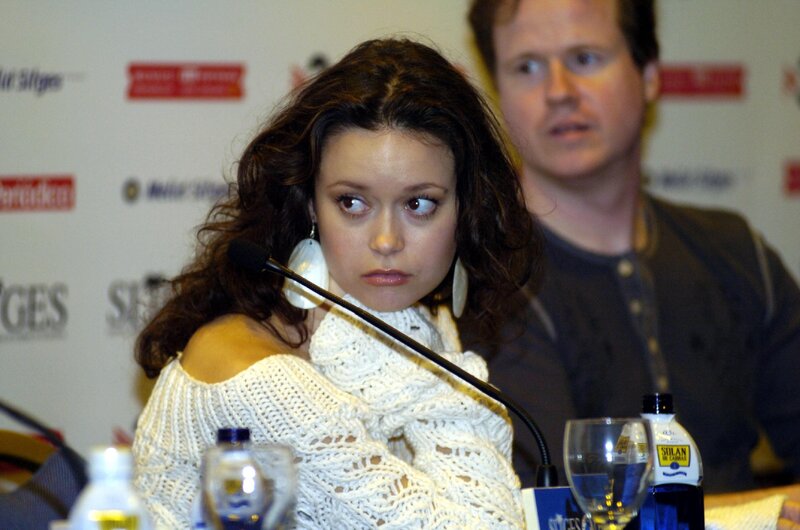woman at press conference