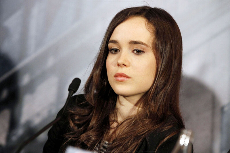 woman at press conference