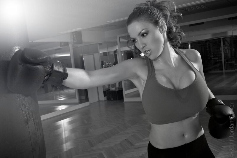 woman boxing in gym