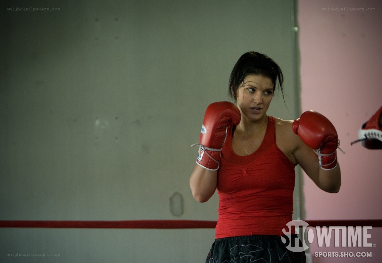 woman boxing in ring