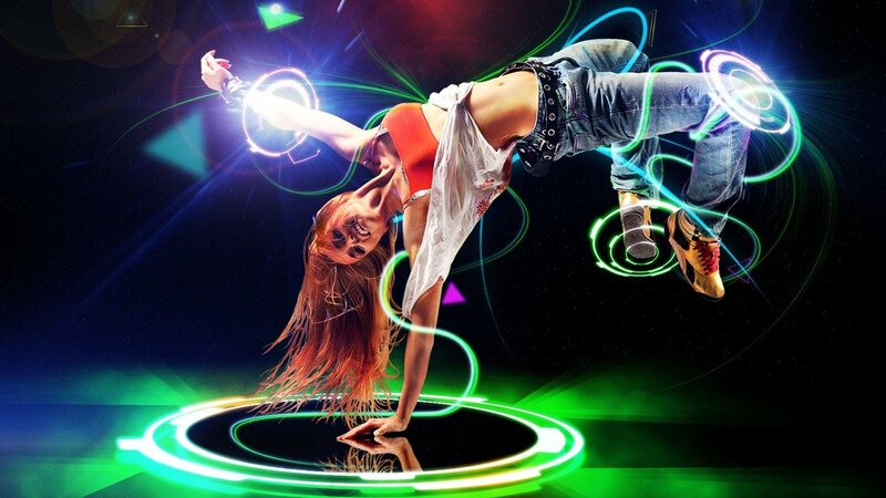 Woman Dancing in Neon Lights — Green