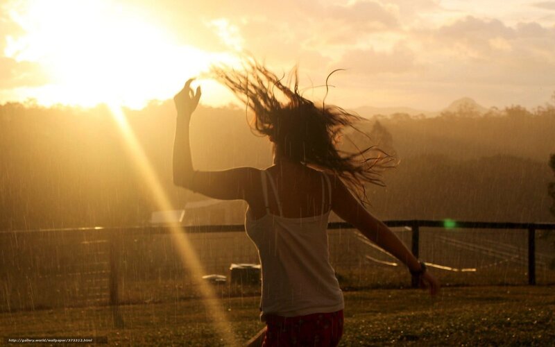 Woman Dancing in Rain — Gold