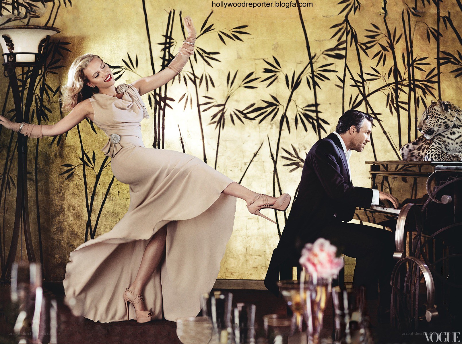 Woman dancing with pianist