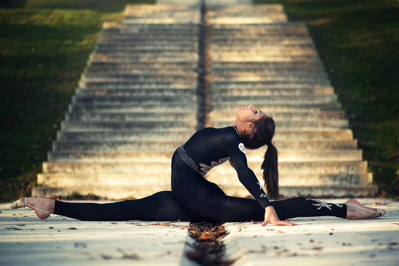Woman Doing Split — Black, Dramatic
