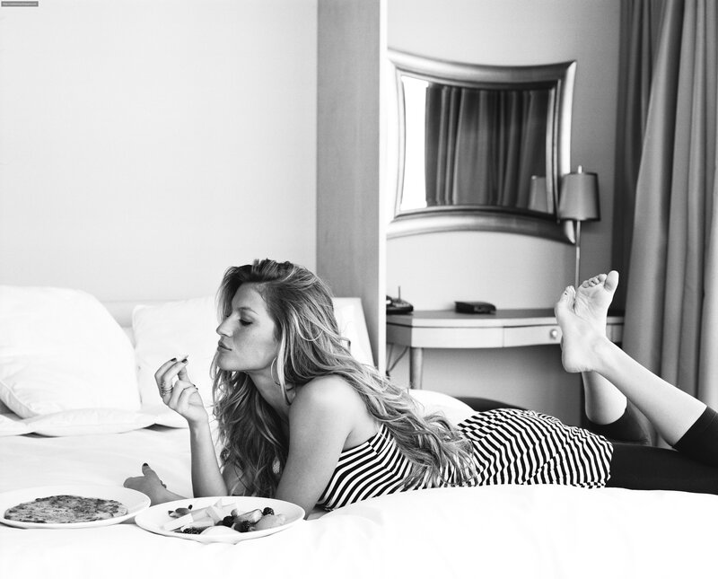 woman eating in bed