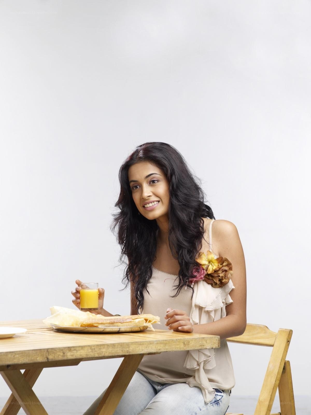 woman enjoying breakfast
