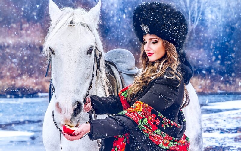 Woman Feeding Horse — White