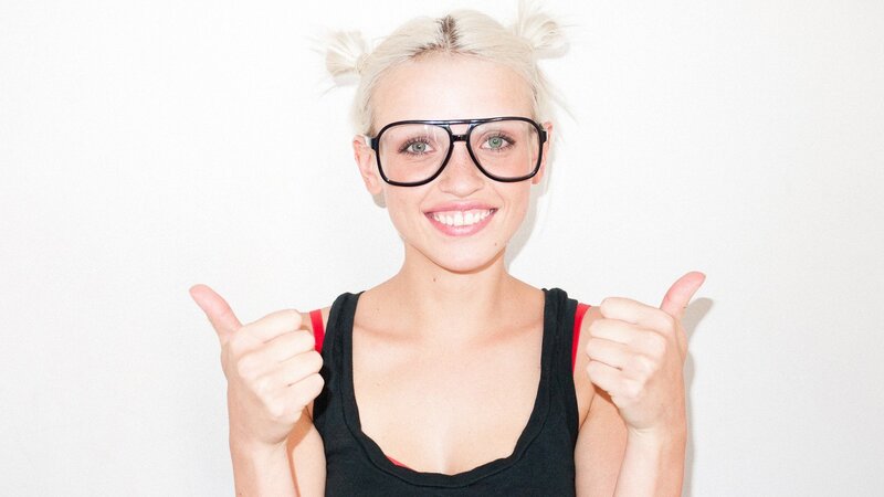 woman giving thumbs up