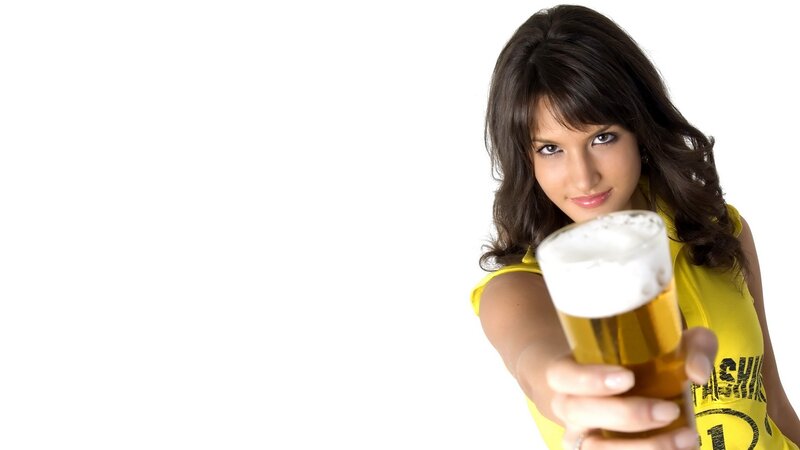 woman holding a beer