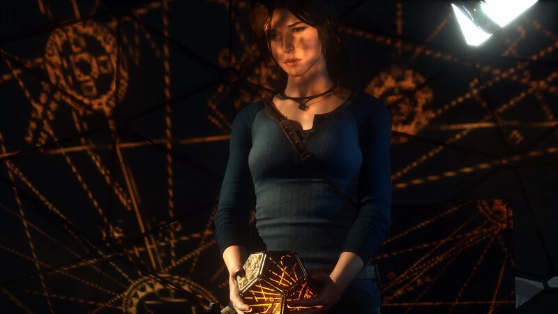Woman Holding a Box — Blue