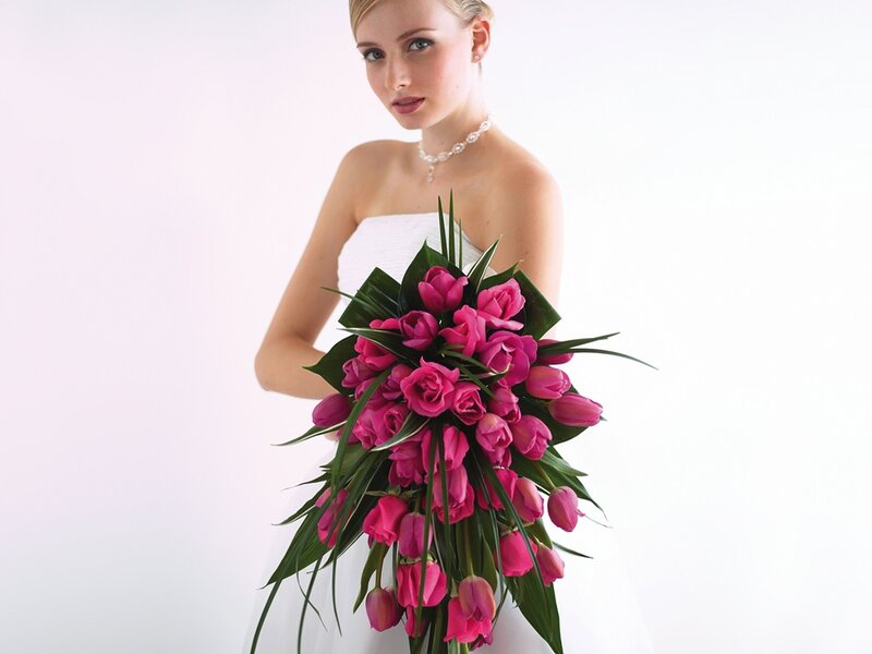 Woman Holding Bouquet — Pink, Calm